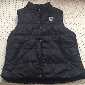 American Eagle Puffer Vest